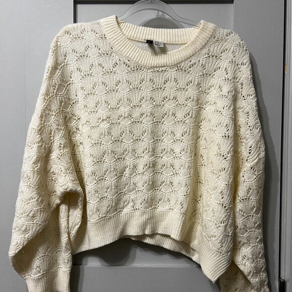 Cream/Ivory cropped sweater - Picture 1 of 3